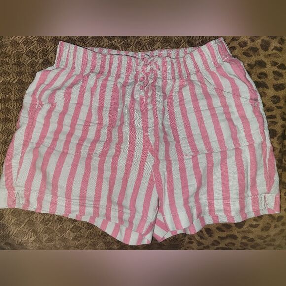 Hills strip shorts - Picture 1 of 6
